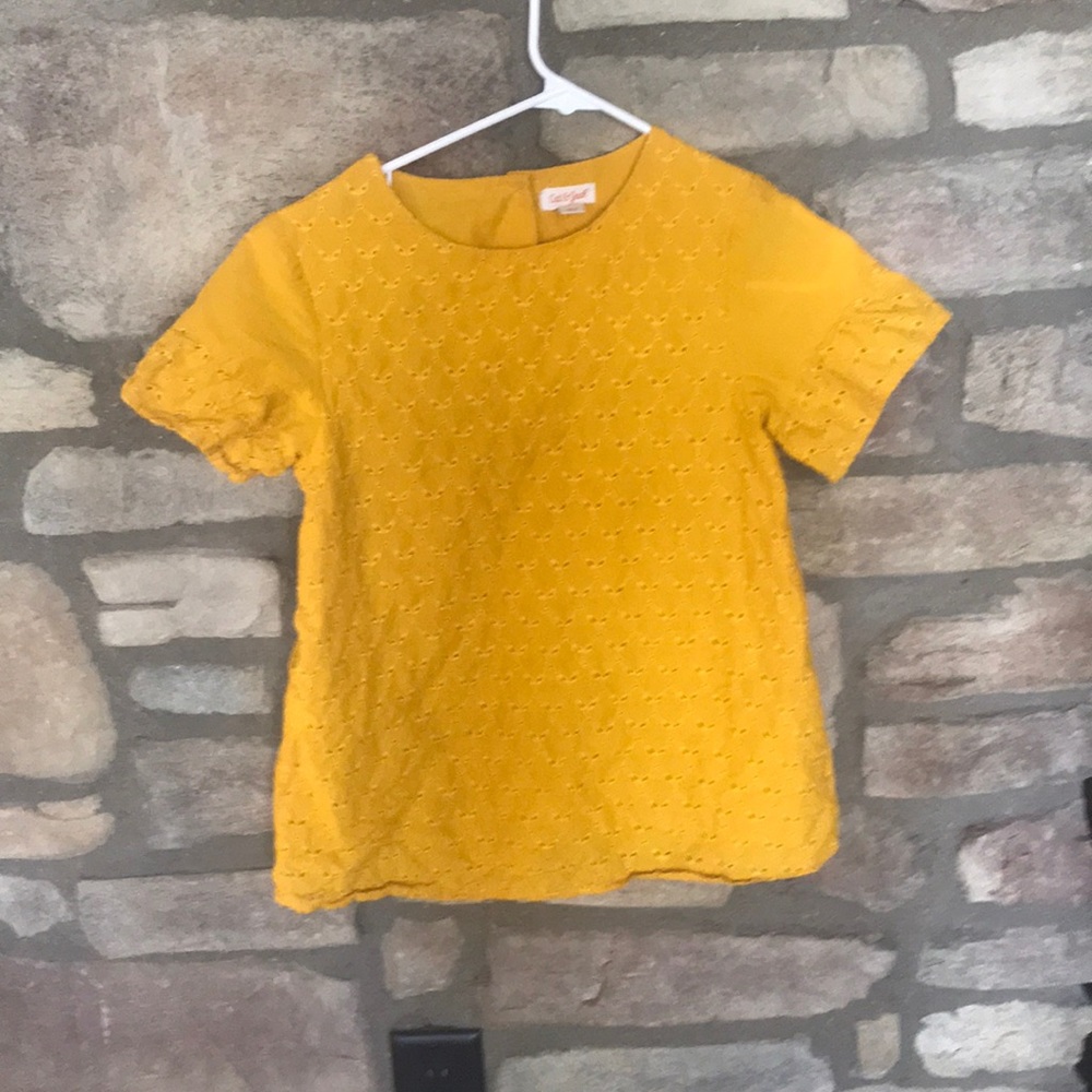 Yellow Tshirt